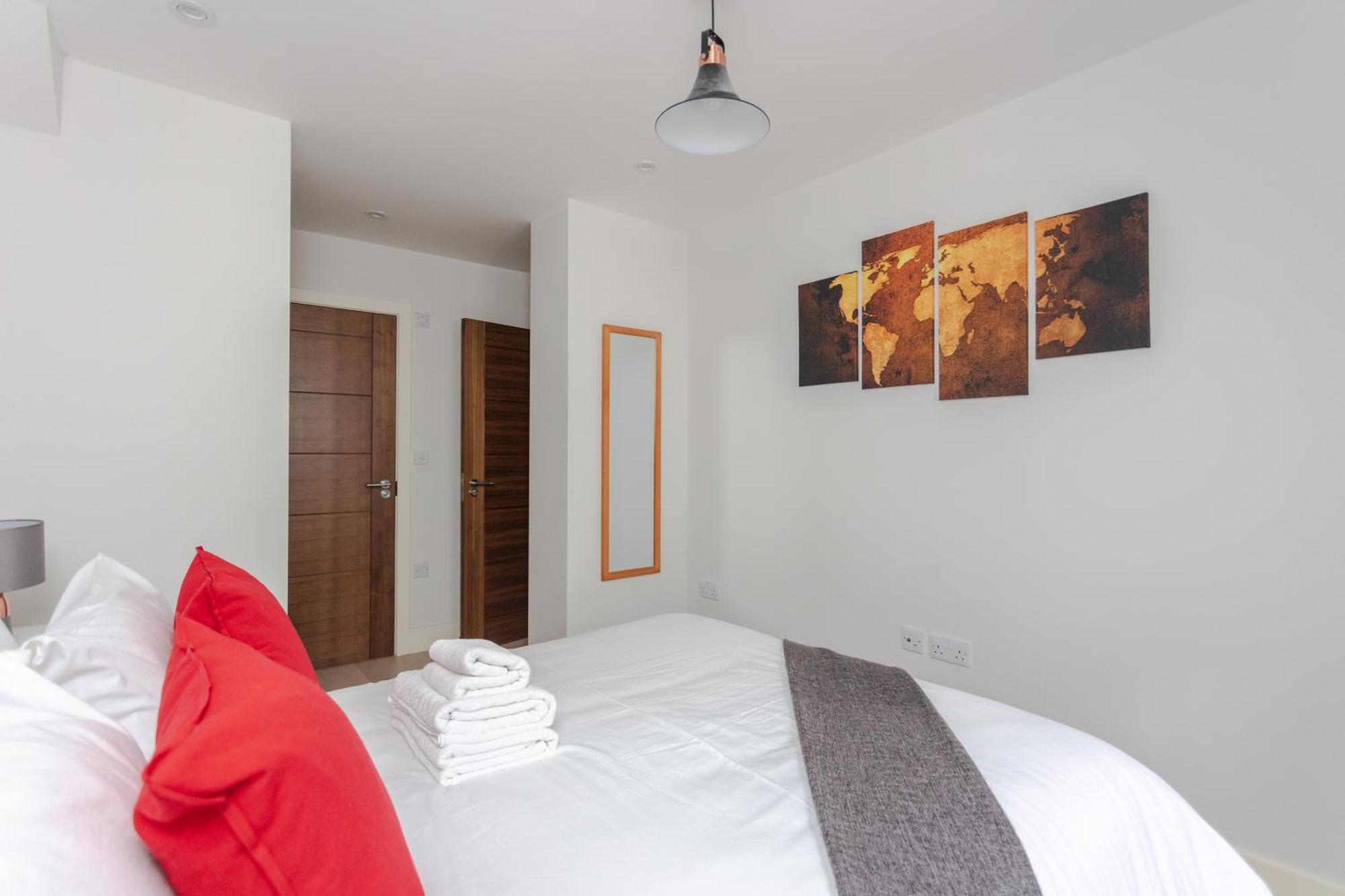לונדון Spacious And Modern Apartment In Pimlico מראה חיצוני תמונה