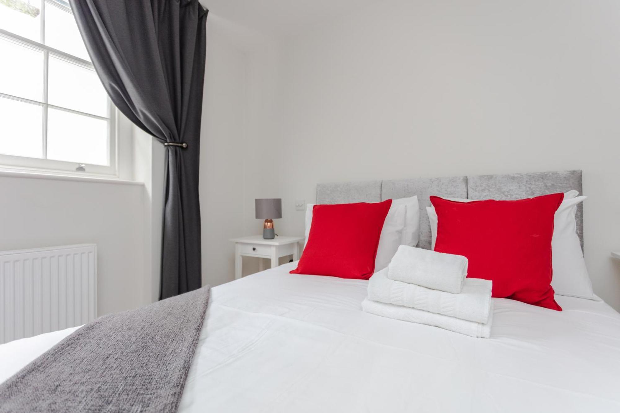לונדון Spacious And Modern Apartment In Pimlico מראה חיצוני תמונה